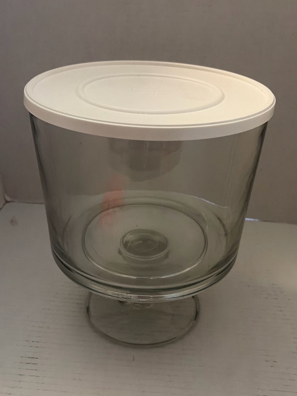 Pampered Chef Clear Glass Trifle Bowl on Pedestal